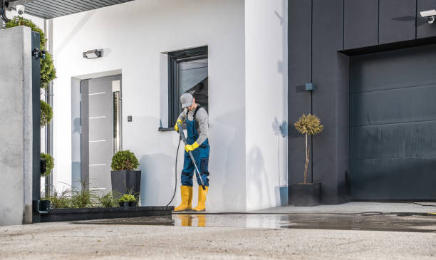 Best Gutter Cleaning  in Manteo, NC